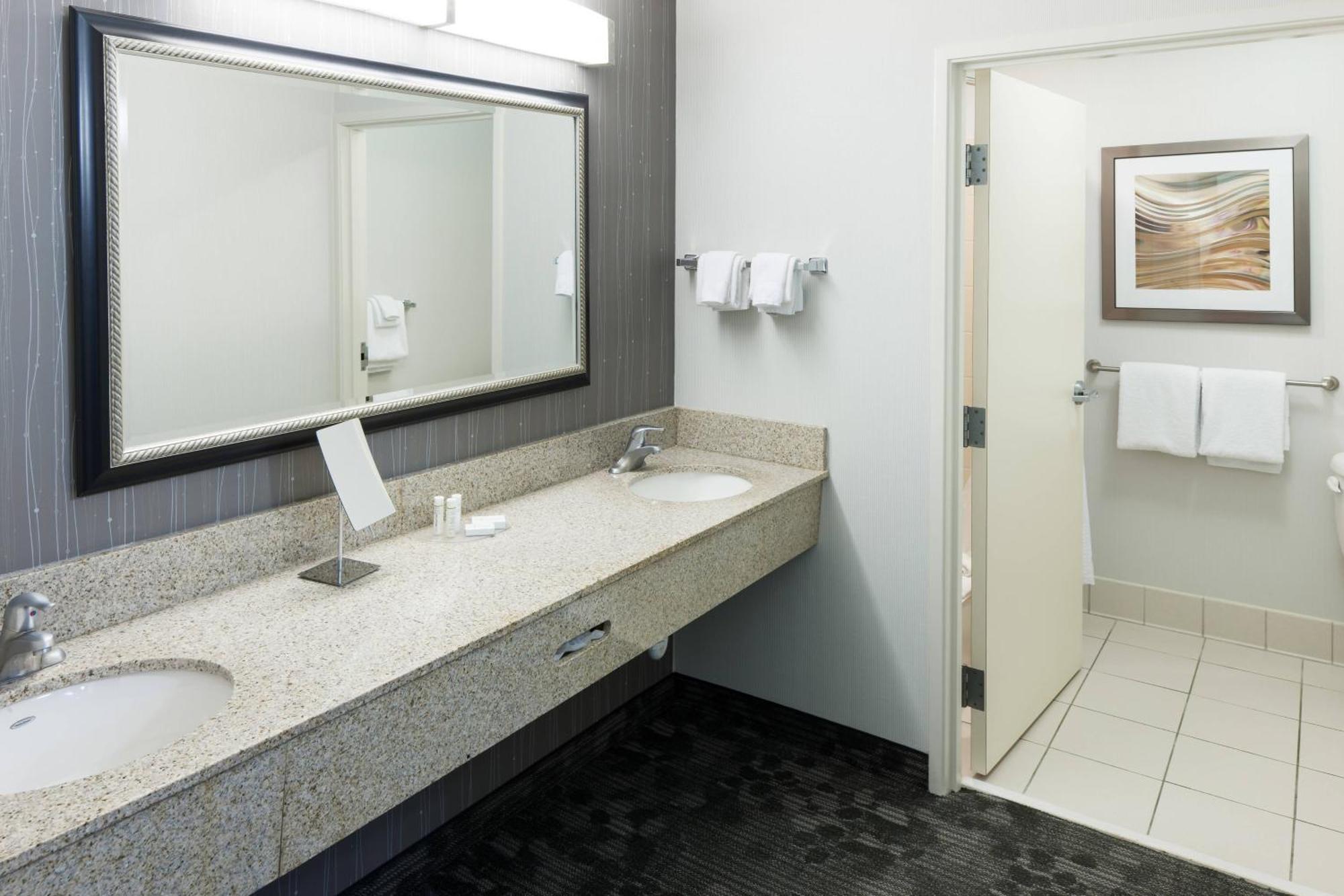 Courtyard By Marriott Hattiesburg Exterior foto